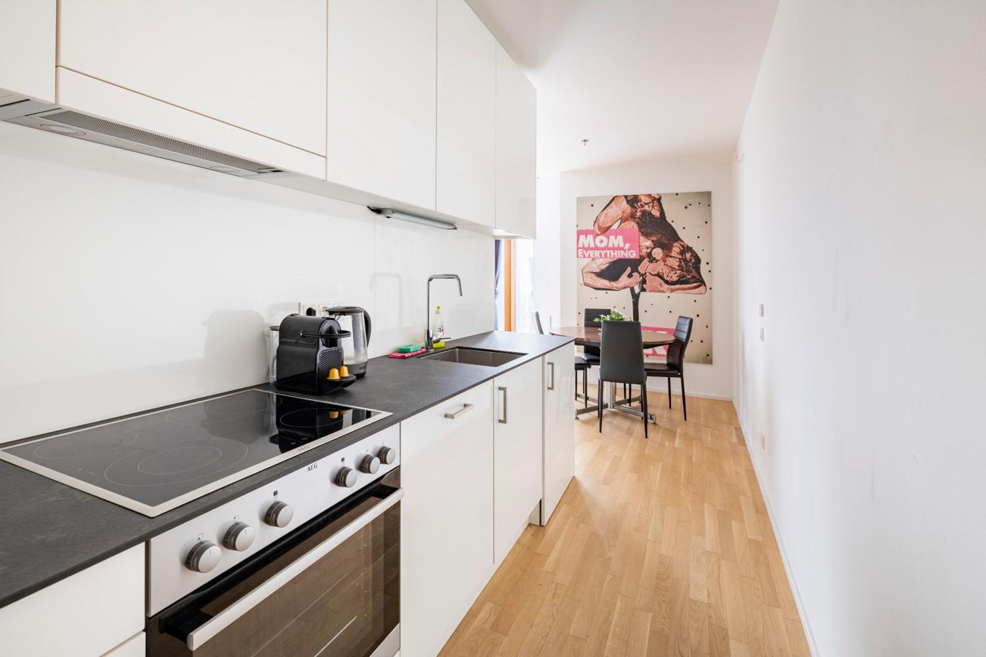 Central Station Loft - Amazing View In City Center - Jupihome فيينا المظهر الخارجي الصورة
